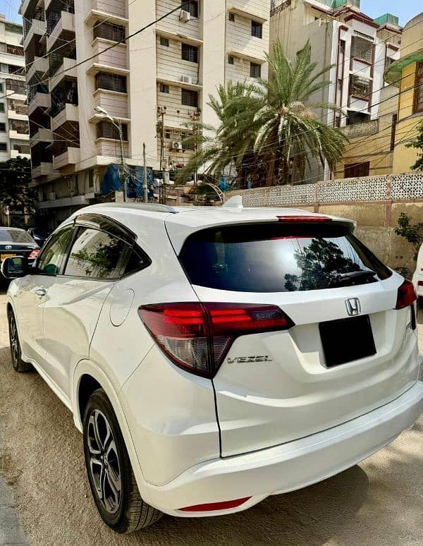 Honda Vezel 2014/16 Full Original Condition Urgent Sale 5