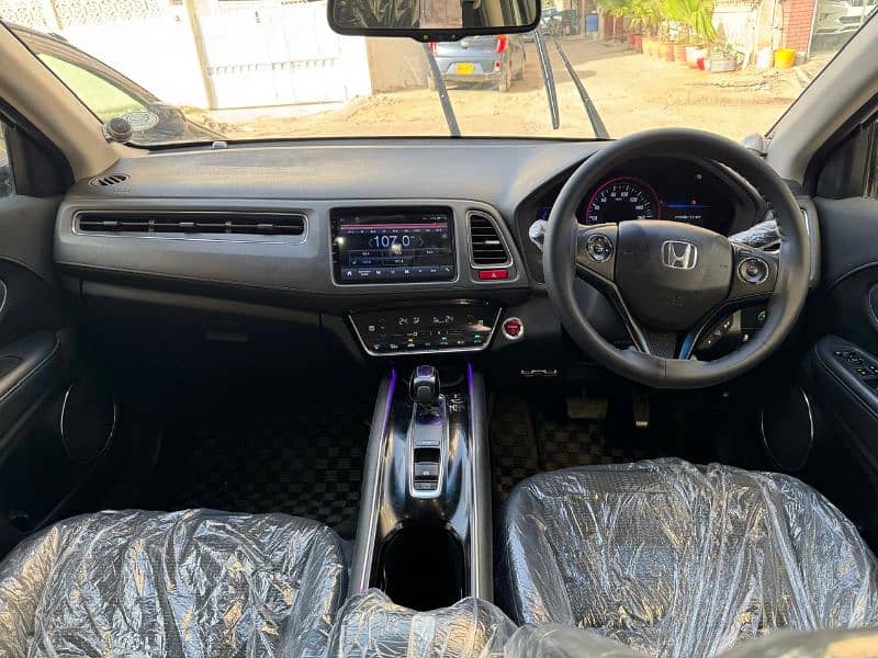 Honda Vezel 2014/16 Full Original Condition Urgent Sale 9