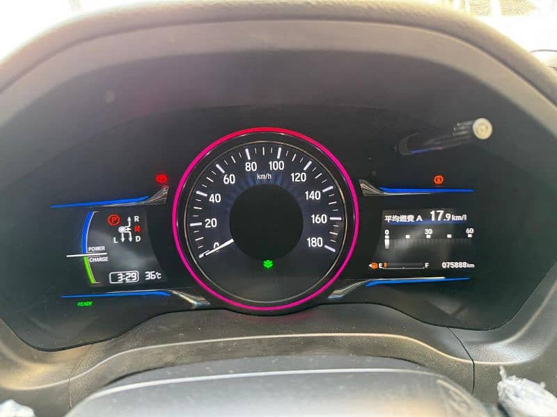 Honda Vezel 2014/16 Full Original Condition Urgent Sale 10