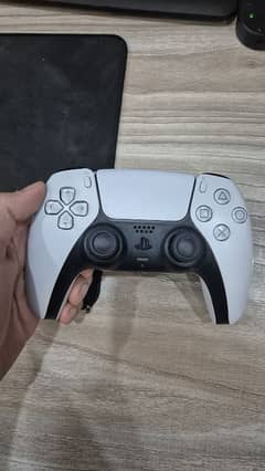 selling PS5 controller