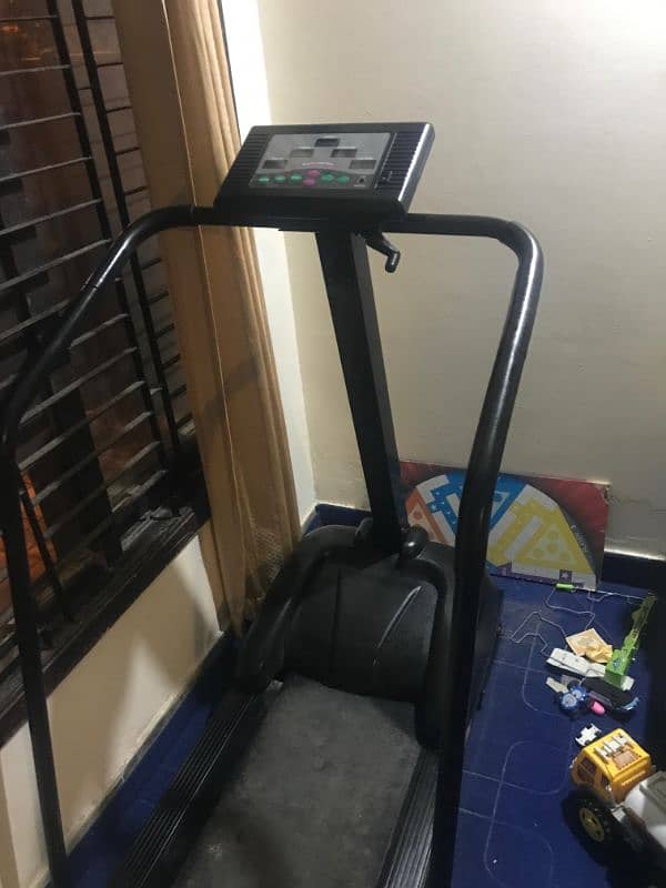 Motorized Treadmill Machine 1