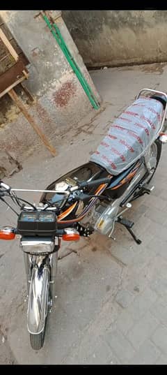 Honda 125 10/10 condition