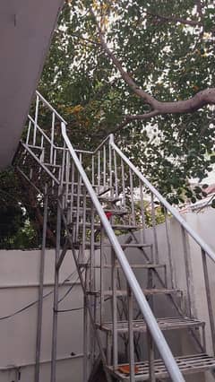 Iron Ladder 15 steps for sale urgently