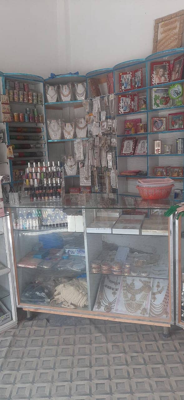 Cosmetic and gift shop for sale 6