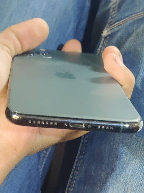 I phone 11 pro max pta 2