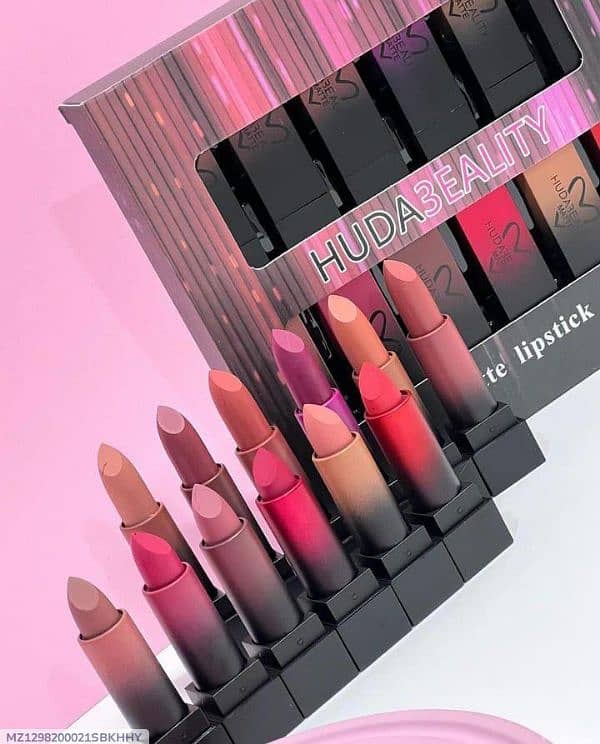 bold Covrage lipstick. . . pack of 12 2