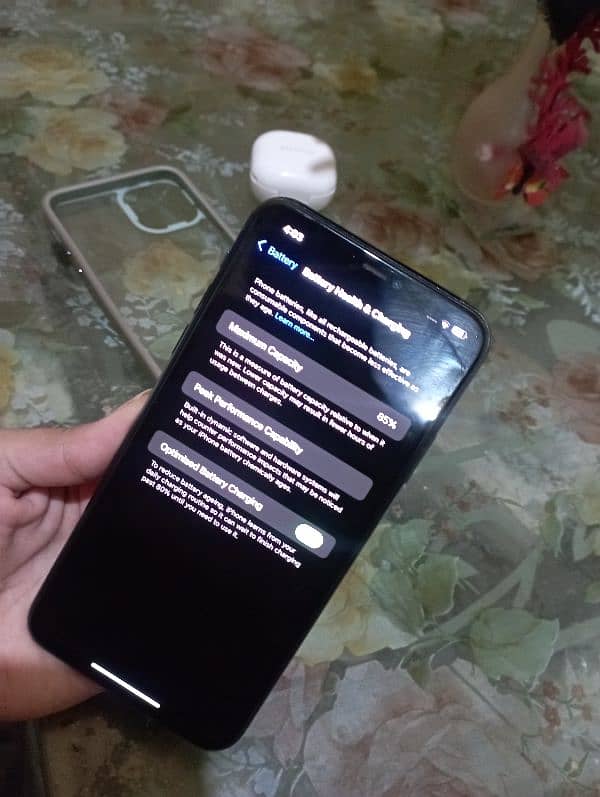 iPhone 11 pro max 5