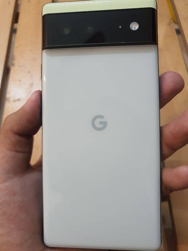 google pixel 6 8/128gb 10/10 4 months sim working non active unlock 2