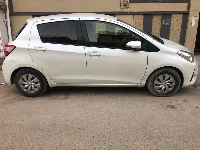 Toyota Vitz 2017 4