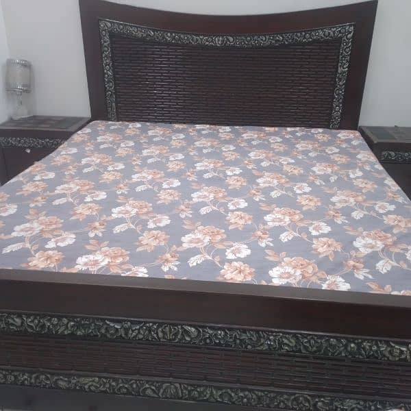 double bed with side tables and dressing 2