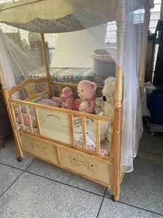 Baby cot for sale