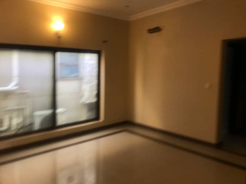 BEAUTIFUL / CORNER HOUSE AVAILABLE FOR RENT F-8/4 ISLAMABAD 13