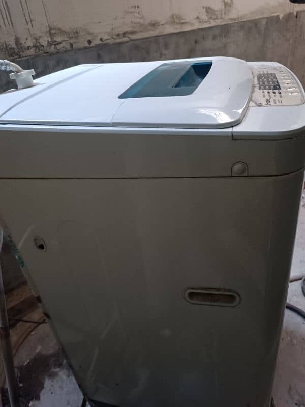 Haier Fully Automatic 7.5 kg washing machine 1