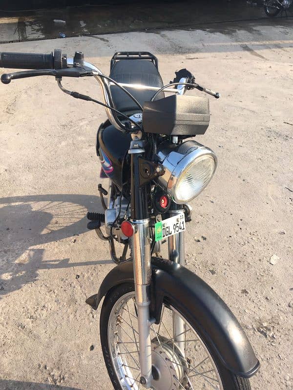 70 cc bike in very good condition 4