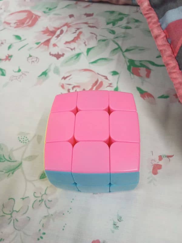 Best Non-magnetic Moyu Rubix's Cube 0