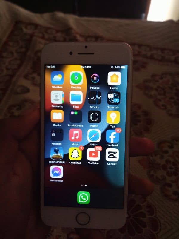 Iphone 7    32gb    non pta     with box 2