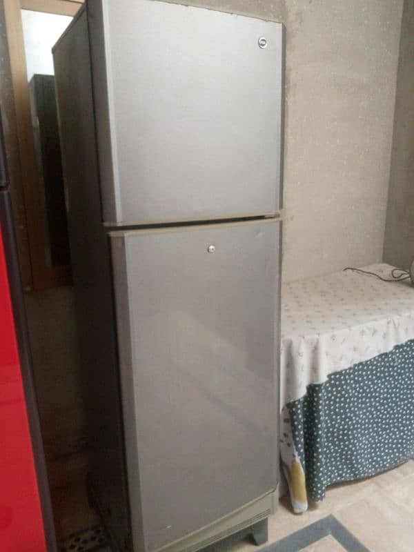 PEL REFRIGERATOR 4