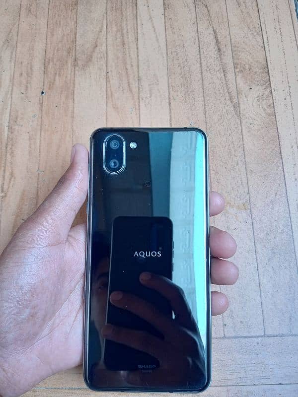 Gaming phone Sharp Aquas R3 Price 19000 0