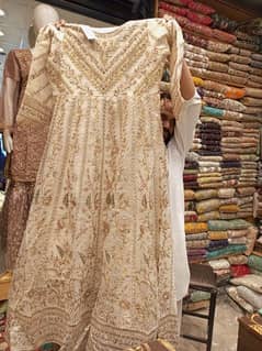 4 dress urgently sale 10/10 condition 3 dabl long maxi 1 lehnga choli