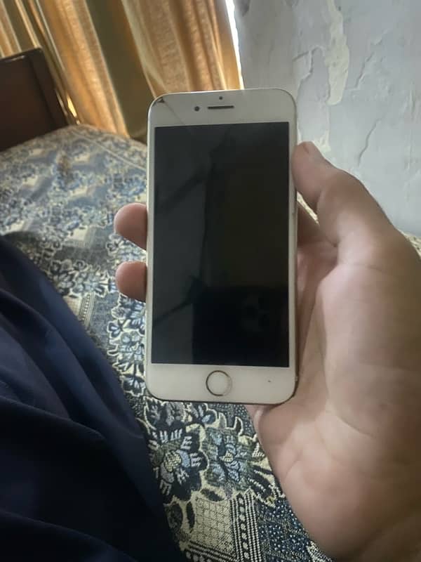 iPhone 7 non pta      03406795981 0