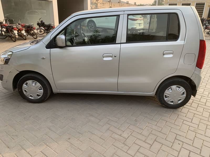 Suzuki Wagon R VXR 2018 3