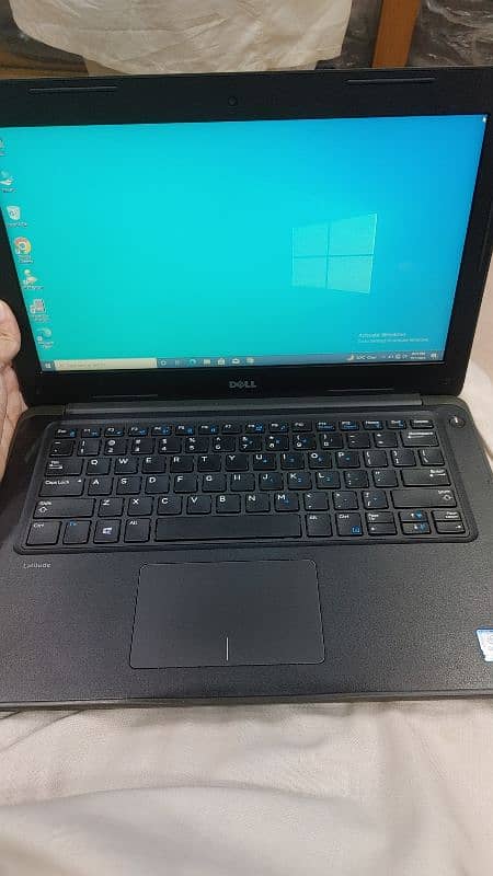 dell latitude 3380 core i3 6th generation 1