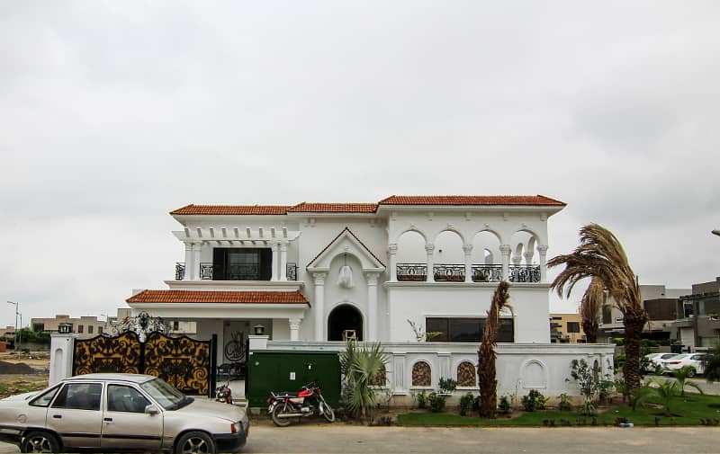 1 Kanal Luxury Spanish design Slightly Used House For Sale In DHA Phase 5 Lahore. Prime Location near to park / jalal sons 0