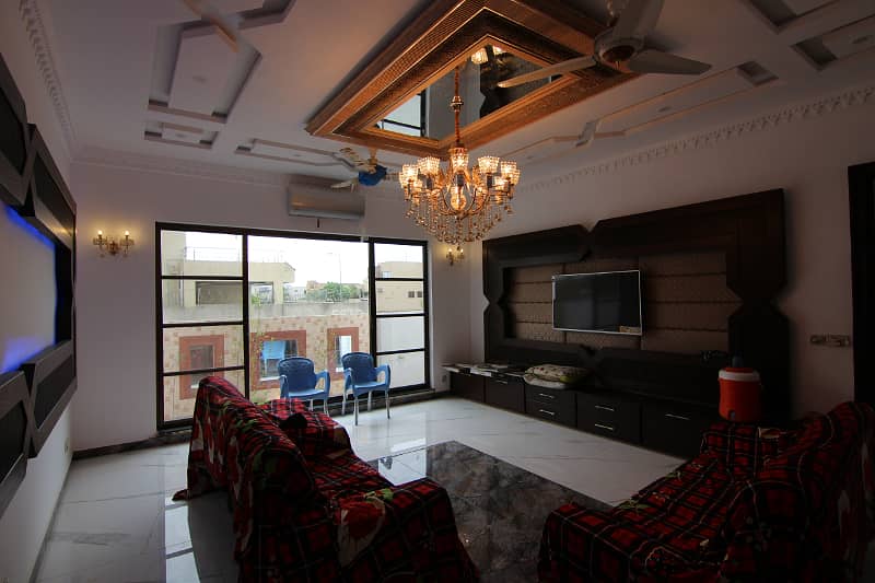 1 Kanal Luxury Spanish design Slightly Used House For Sale In DHA Phase 5 Lahore. Prime Location near to park / jalal sons 4