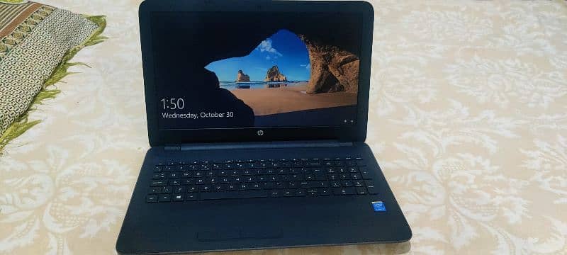 HP i3 Laptop 5th Generation 8GB RAM 128 GB SSD 0