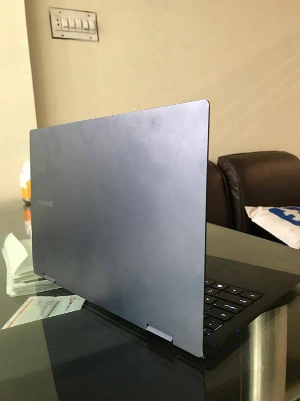 Samsung Galaxy Book pro 360 1