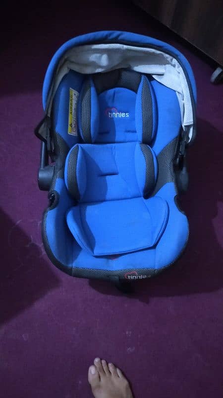 baby carrier and car seat 1