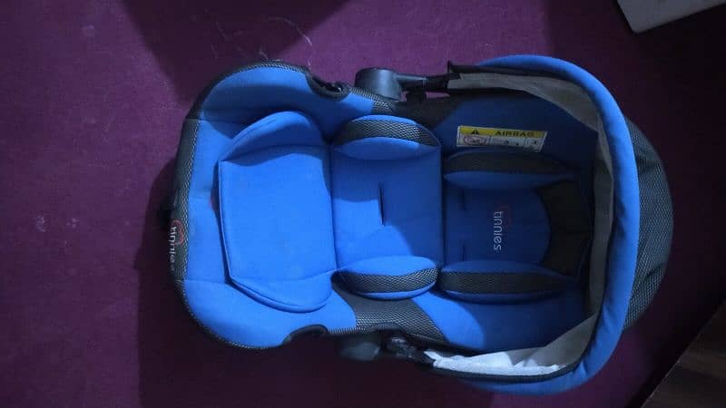 baby carrier and car seat 3