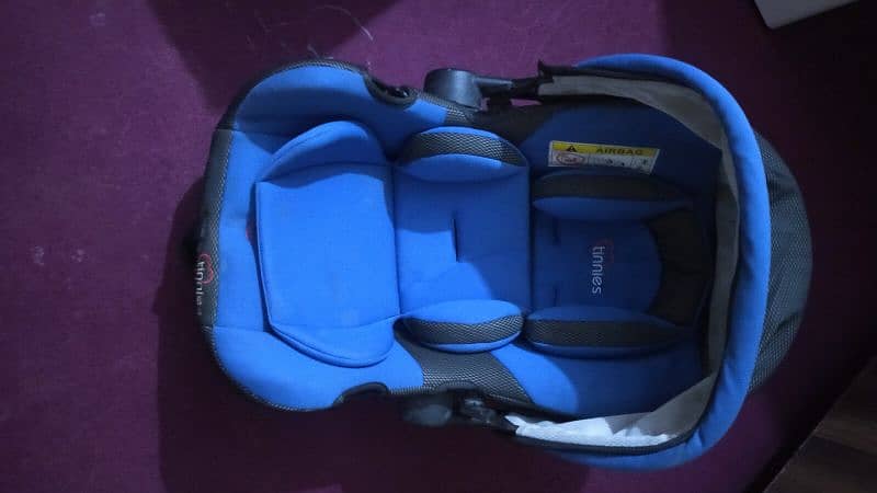 baby carrier and car seat 4