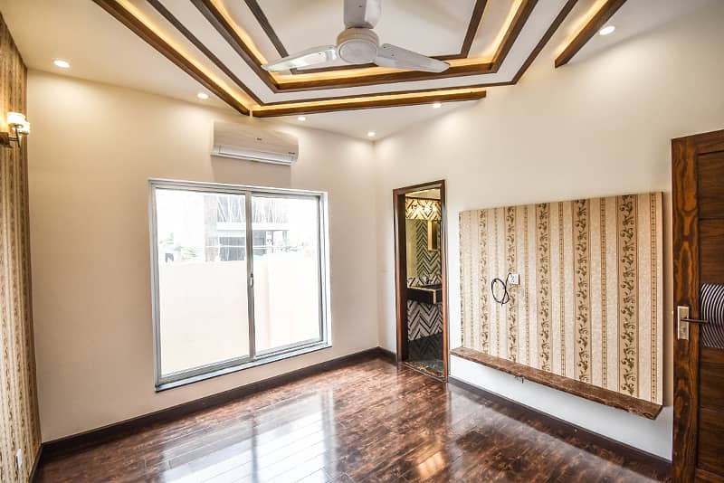 5 Marla Well Maintained Modern Design House Is Up for Rent in DHA Lahore 11