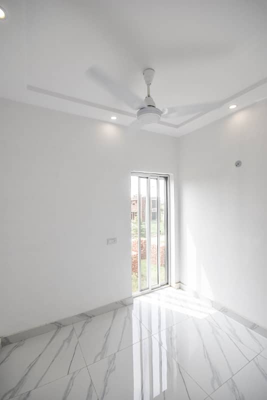 5 Marla Well Maintained Modern Design House Is Up for Rent in DHA Lahore 19