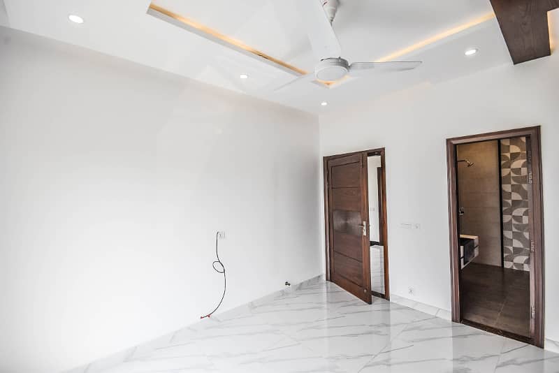 5 Marla Well Maintained Modern Design House Is Up for Rent in DHA Lahore 23