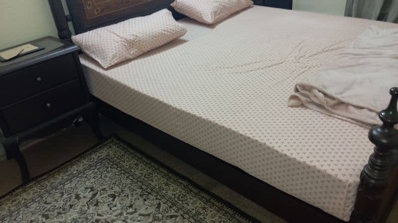 King Size Bed for Sale 4