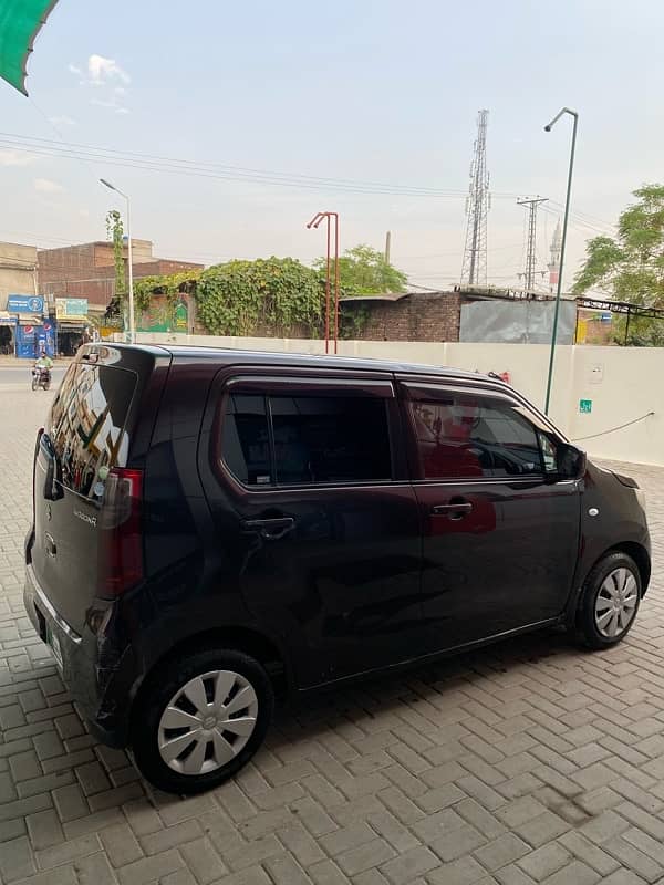 Suzuki Wagon R 2015 4