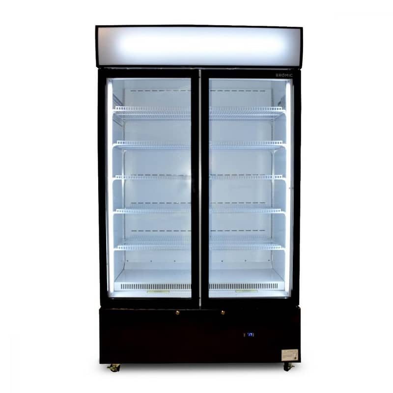 commercial refrigeration with this high-capacity display chiller 8