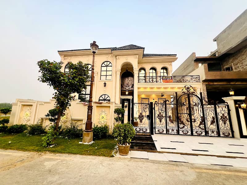 10 Marla Spanish House Available For Sale In Lake City Sector M2A 30