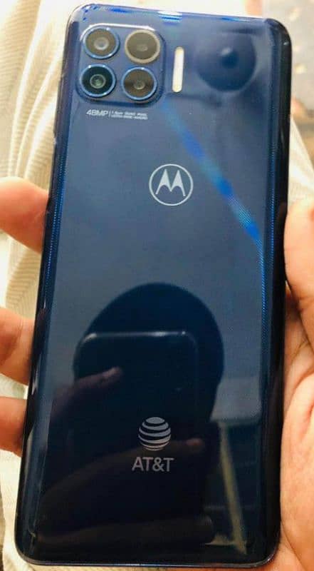 Motorola Moto One 5G (Non Pta) 1