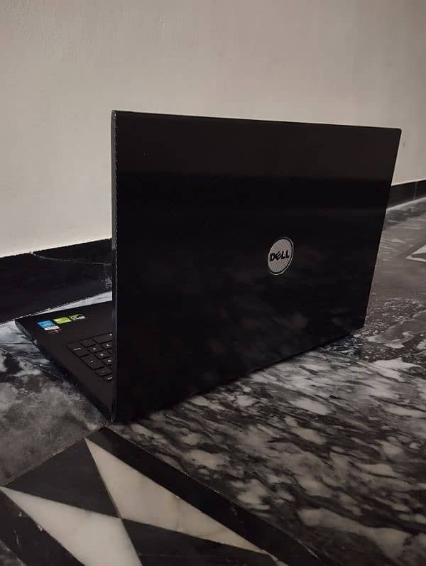 laptop i7 4th gen Dell Inspiron 3542 Ram 8gb 128 ssd Graphic card 6gb 6