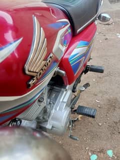 HONDA CG 125 KARACHI  2022 K END KI HAI aik rupay kaam nhe i