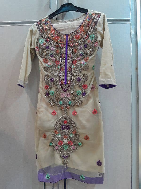 fancy dresses of different price starting from 5000 to 10000 0