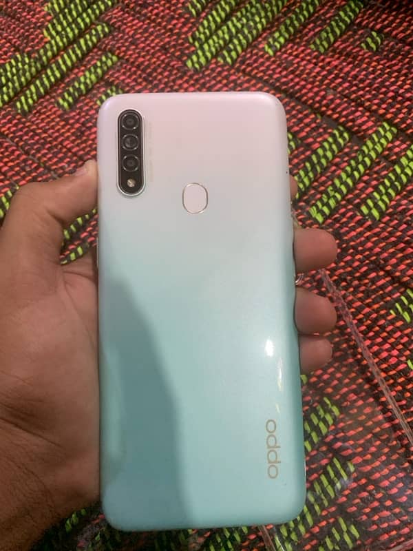 oppo A31 4