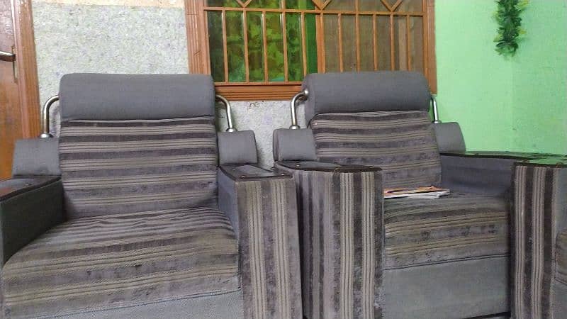 Sofa five seater used good condition 3