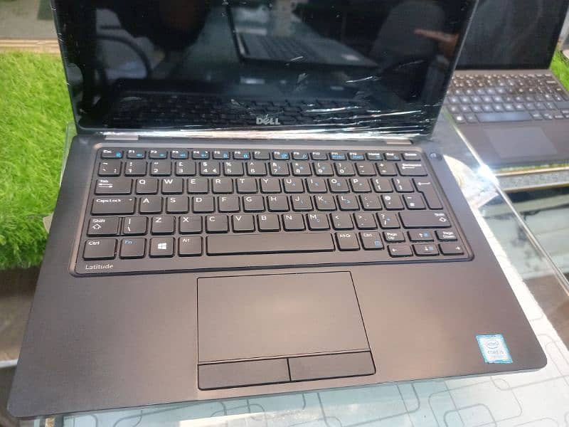 Dell Latitude 5280 Core-i5-7th Gen 8/256  12.5″ Display Touch screen 1