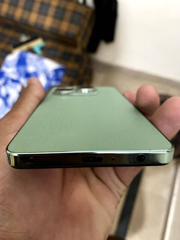 Tecno spark 20 pro 8/256 with box and charger 8