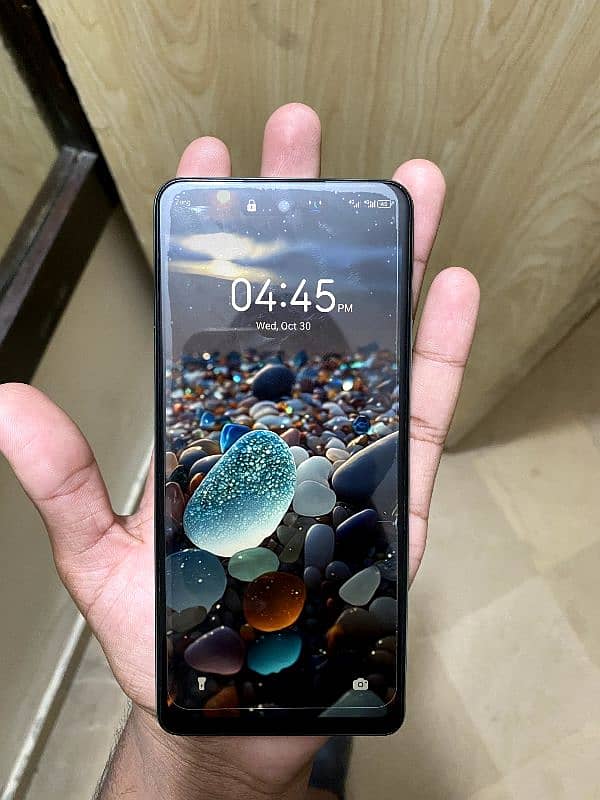 Tecno spark 20 pro 8/256 with box and charger 10