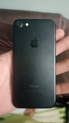 iphone 7 32 GB storage